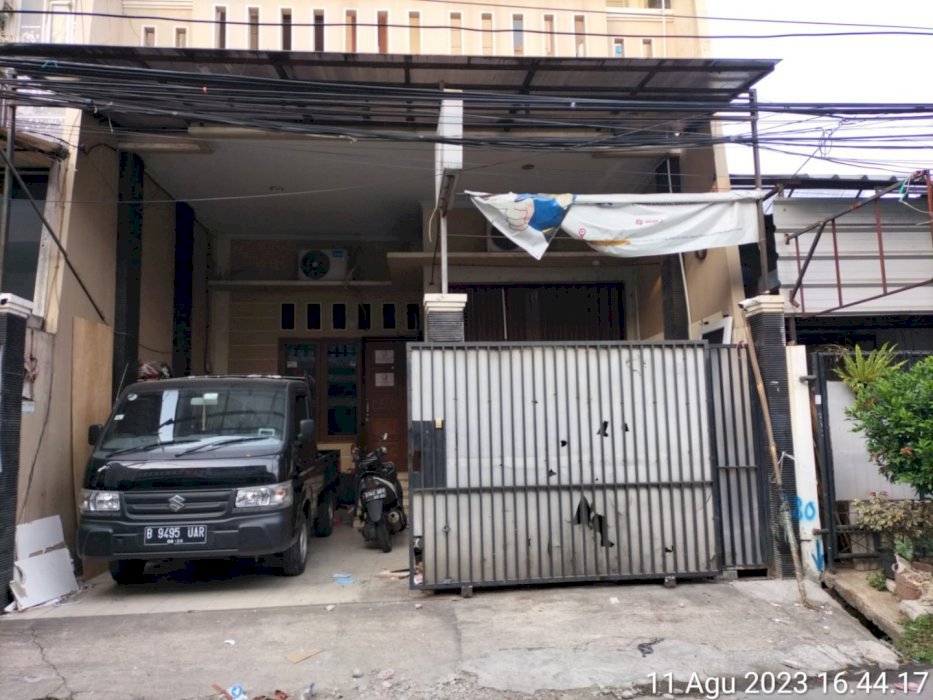 Di sewakan rumah tinggal 2,5 lantai di sunter jaya