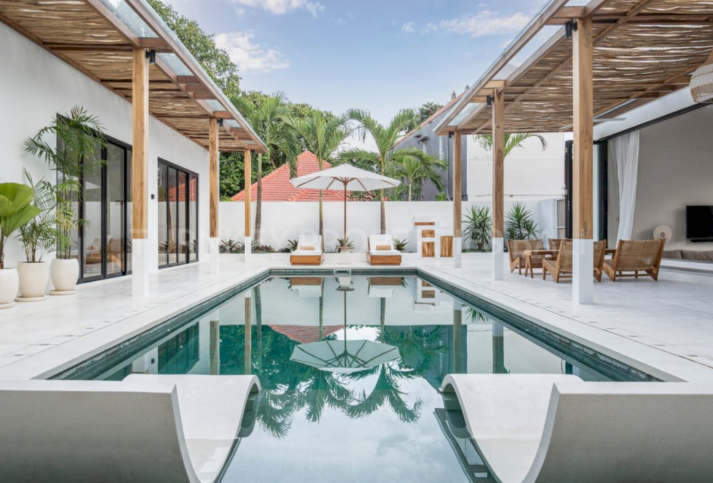 (#BSVL108) Luxury 3 Bedroom Leasehold Villa in the Heart of Pererenan