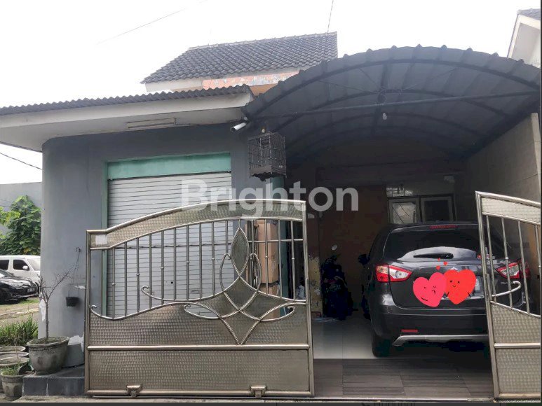 RUMAH DI JL PAGESANGAN SURABAYA