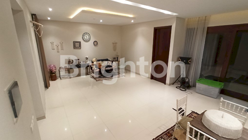 RUMAH BARU 2 LT DI WOODLAND CITRALAND SURABAYA