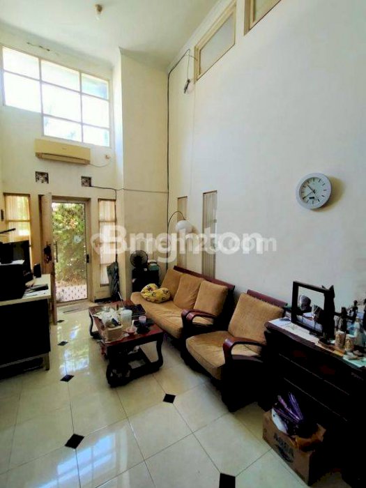 Hunian 2 lantai di Perum semanggi, turun harga