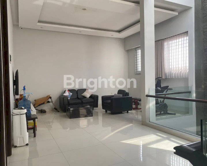 KLAMPIS SEMOLO, RUMAH MINIMALIS 2LANTAI SIAP HUNI