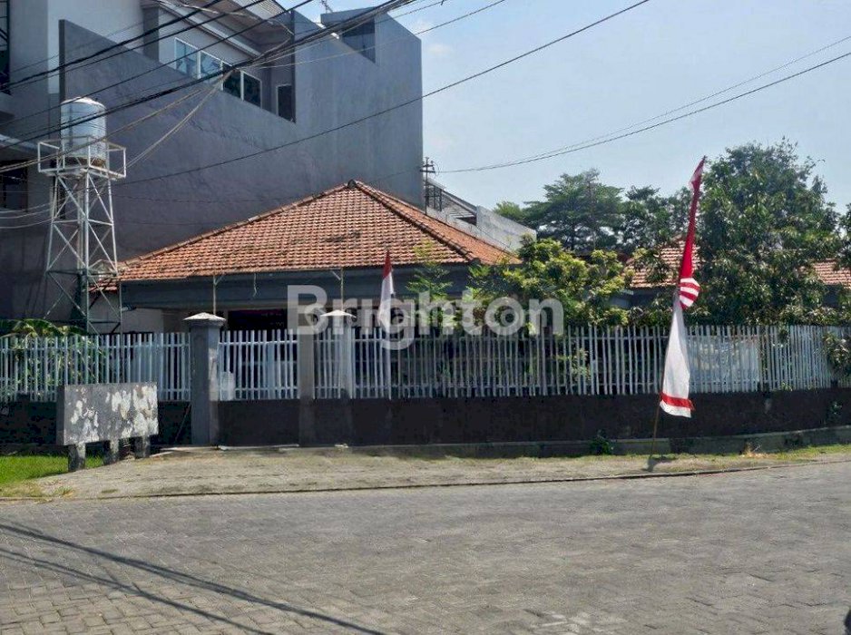 RUMAH HOOK LUAS DI KENDANGSARI LOKASI STRATEGIS DAN NYAMAN