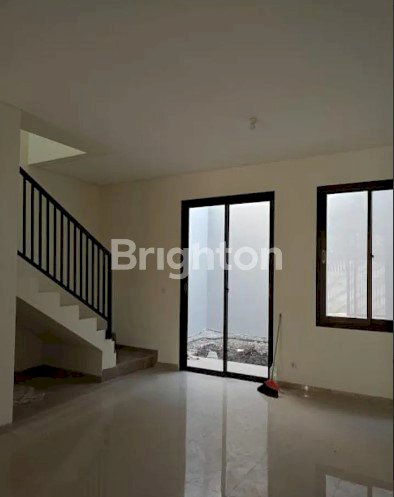 RUMAH BARU GRESS MODEL SCANDINAVIAN DI KALIJUDAN BARAT SURABAYA