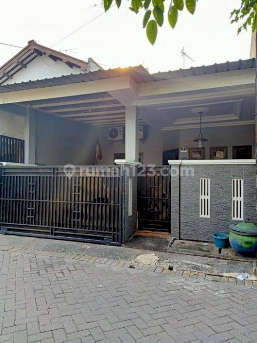 Hunian menarik di perum rungkut