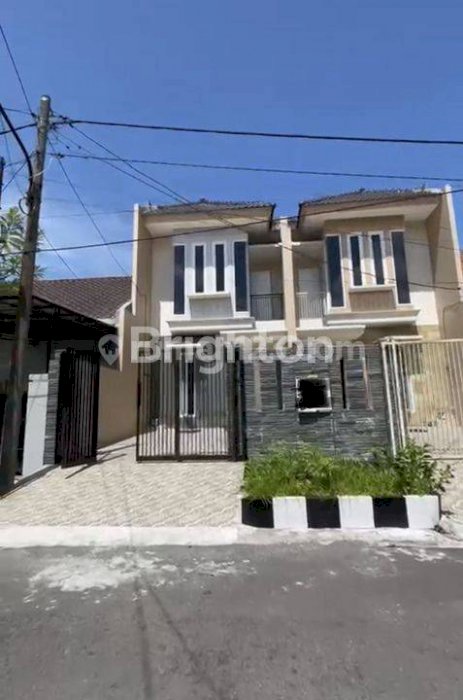 RUMAH DI PENJARINGAN ASRI SURABAYA