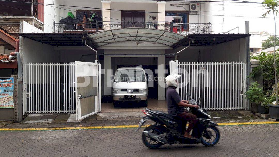 RUMAH 2 LT DI JL RUNGKUT PERMAI SURABAYA FURNISH DAN SUPER STRATEGIS