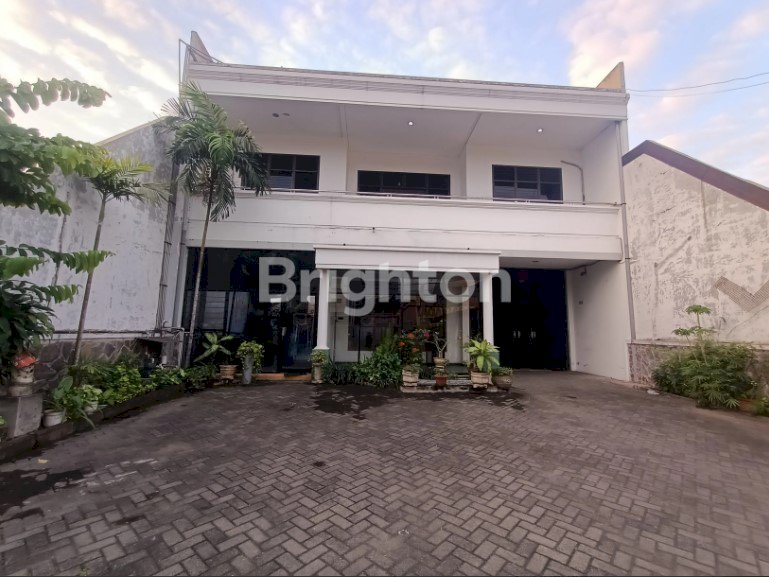 RUMAH DI KUTISARI SELATAN SURABAYA