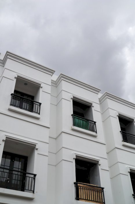 Dijual Rumah siap huni 3 lantai di menteng Jakarta Pusat