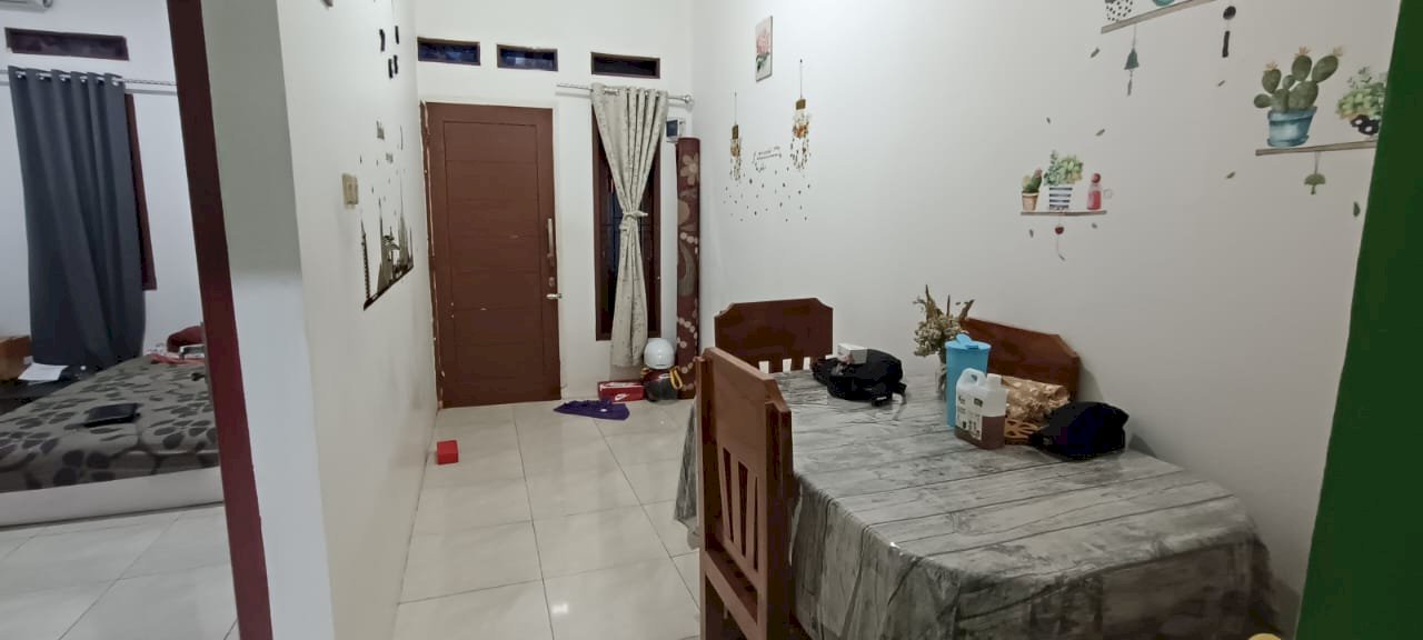 Rumah kampung Strategis