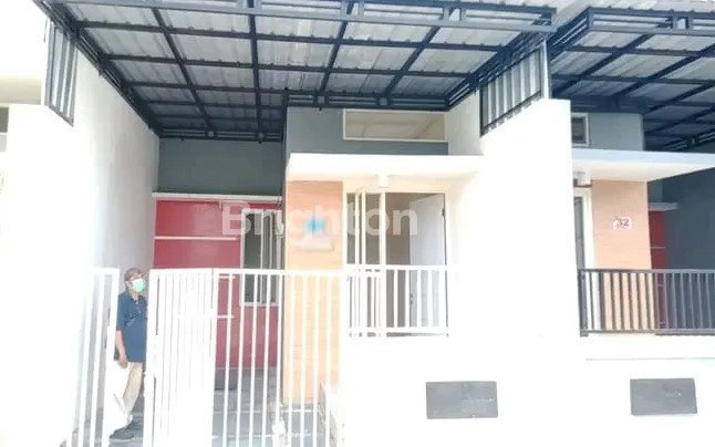 RUMAH BAGUS DI MEDOKAN AYU RUNGKUT SURABAYA DEKAT OERR KAMPUS UPN