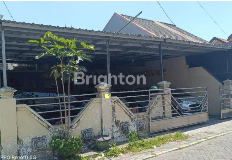 RUMAH 2 LT DI JL GUNUNG ANYAR JAYA SURABAYA DEKAT KAMPUS UPN