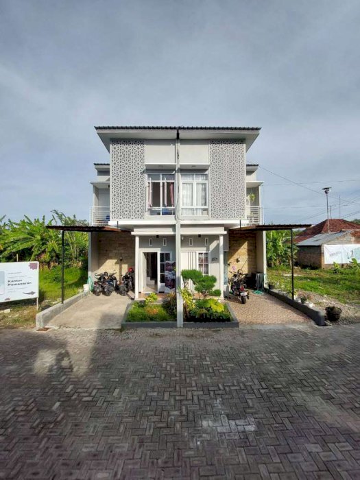 Rumah 2 lantai Hanya 300 Jtaan di Kediri