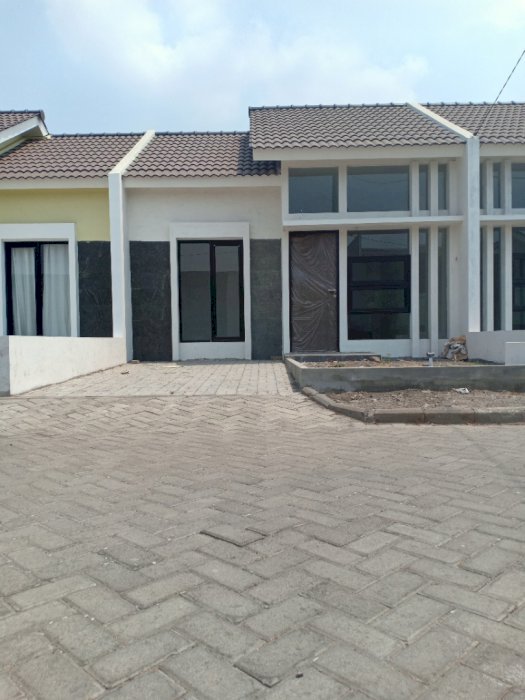 Rumah siap huni Jade Sidorejo indah nyaman dekat pusat kota