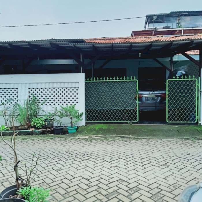 Rumah Dijual di Komplek PDK Kreo