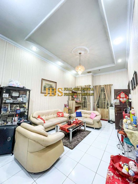 Dijual Villa Komplek Griya Riatur Kondisi Siap Huni