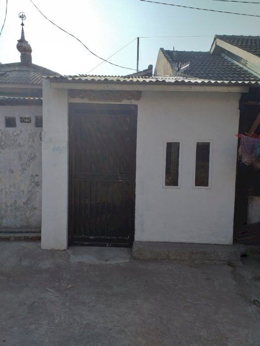 DIJUAL RUMAH MILIK ORANG TUA