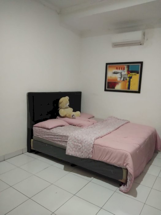 RUMAH 2 LANTAI DEKAT WALIKOTA JAKARTA TIMUR