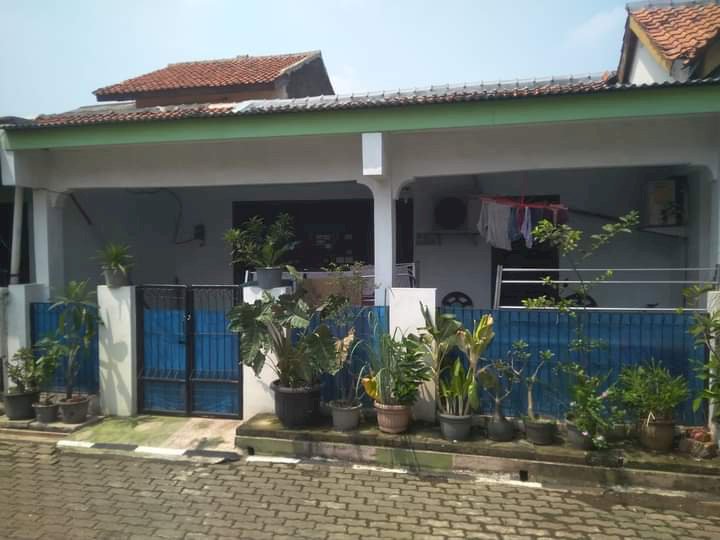Di jual rumah komp sekneg