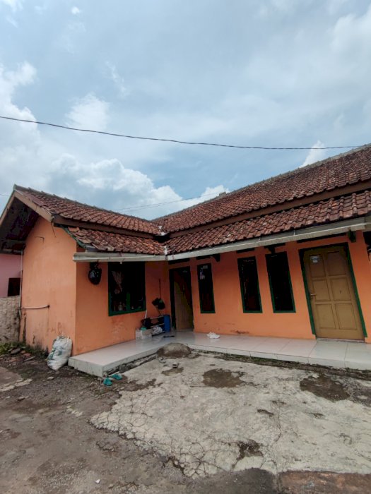 Rumah Siap huni lokasi strategis