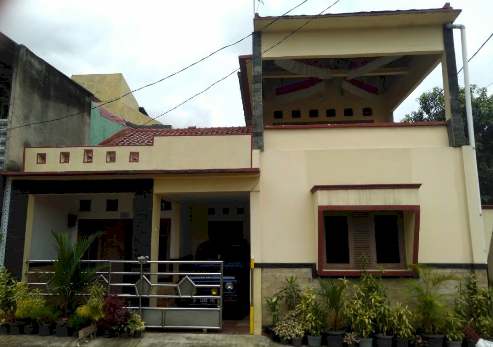 Rumah Hook Strategis di Karadenan