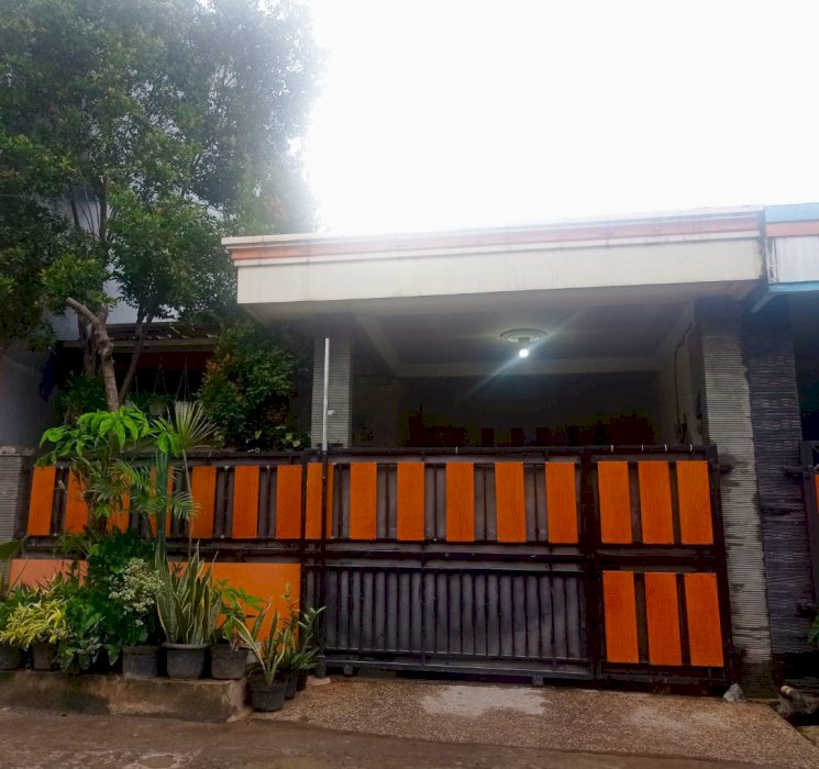 Rumah asri full kayu jati,jamin bagus dekat pasar dan tol 5 menit