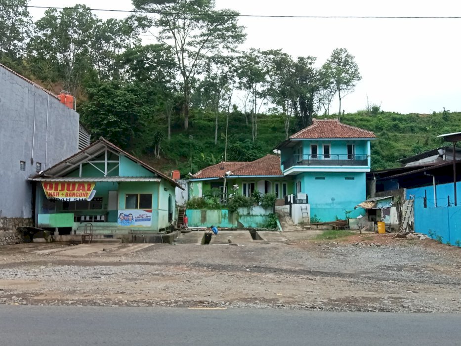 Tanah ini di jual cepat
