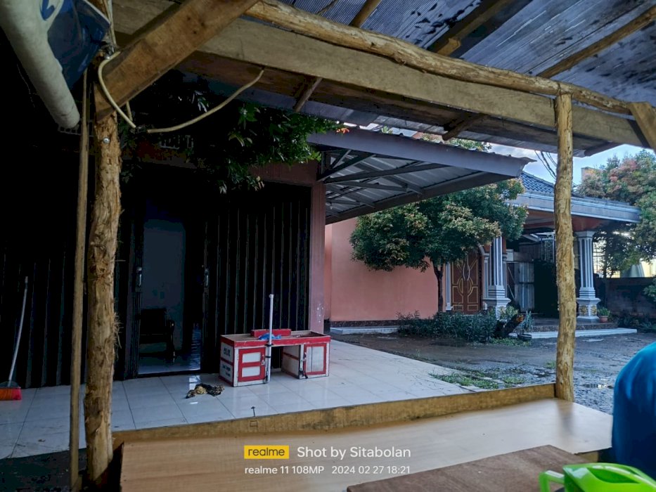 Tanah dan Rumah Di Pinggir Jalan Utama HM.Noerdin Pandji Samping IDM