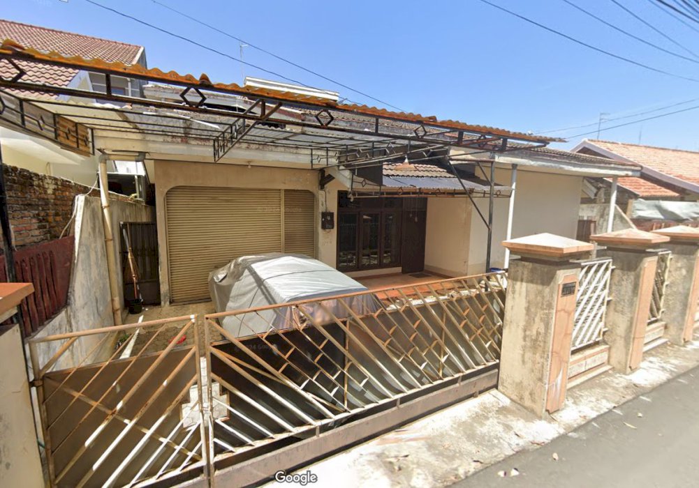 RUMAH DI LOKASI SANGAT STRATEGIS DI TENGAH KOTA YOGYAKARTA