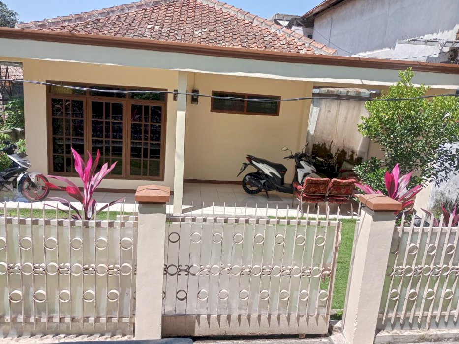 Rumah Luas Nyaman Aman Tenteram Kemana-mana Mudah