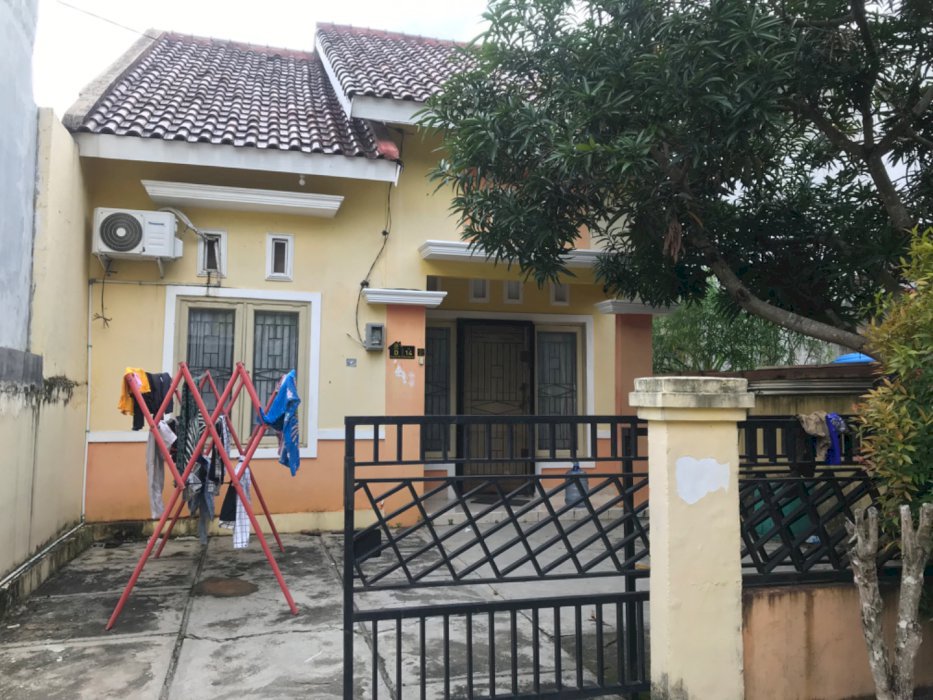 JUAL RUMAH SUDAH MOULDING DI KOMPLEK KOMERSIL DITENGAH KOTA PALEMBANG