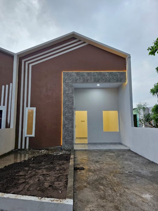 Rumah Mewah Dekat Stadion Kalegowa