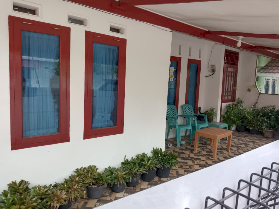 Di jual rumah beserta isi nya