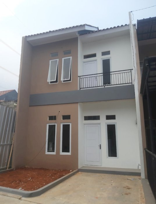 Rumah siap huni 2 lantai