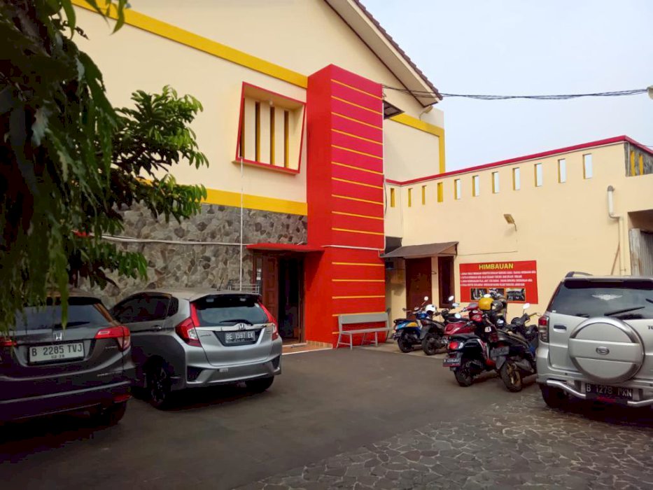 DIJUAL KOS'AN DAN USAHA LAUNDRY SEDANG BERJALAN