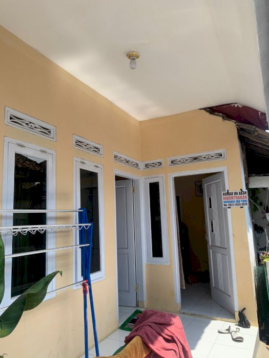 DIKONTRAN RUMAH LOKASI STRATEGIS DI JL. CAGAK KECAMATAN PACET