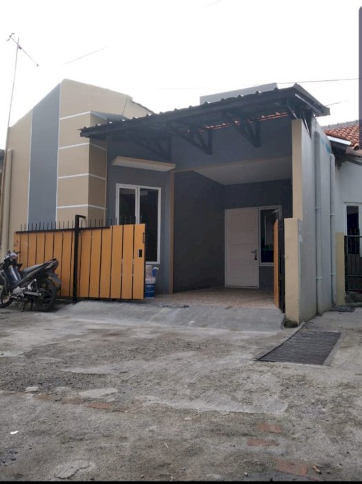 Rumah Baru Siap Huni Di Ciracas Jakarta Timur
