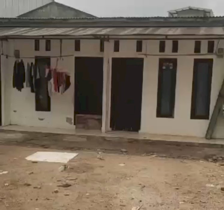 Dijual cepat kontrakan petakan 3 pintu