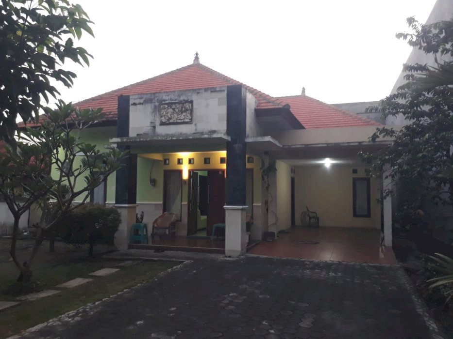 Rumah Di Mataram Taman Baru
