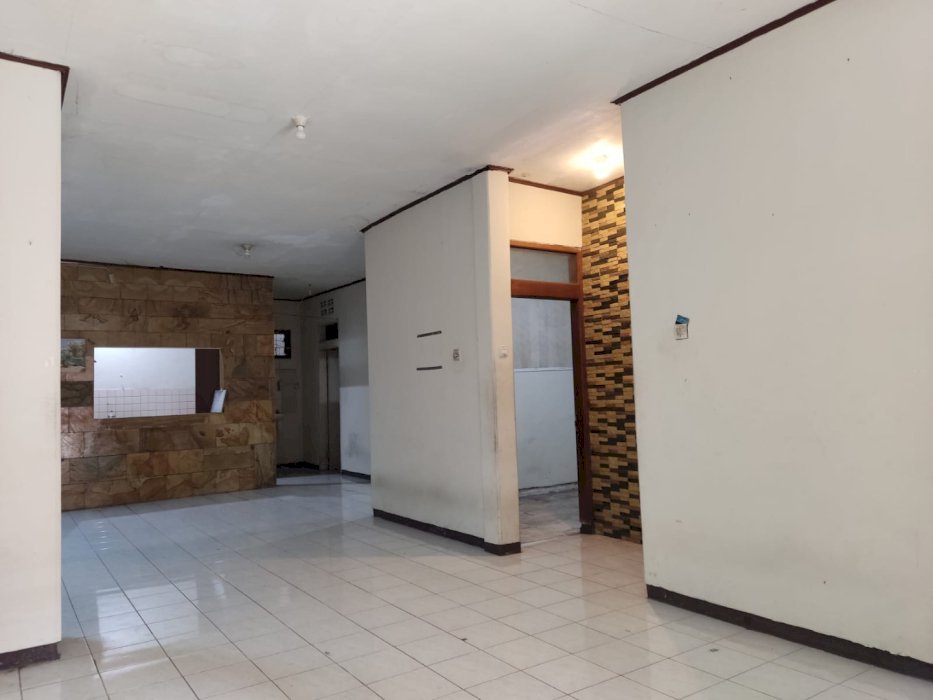 Disewa Rumah Strategis Dekat Ke Alun Alun Area Karasak