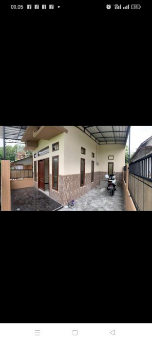 Rumah di jual hak milik pribadi wilayah Kanigoro Blitar dekat DPRD