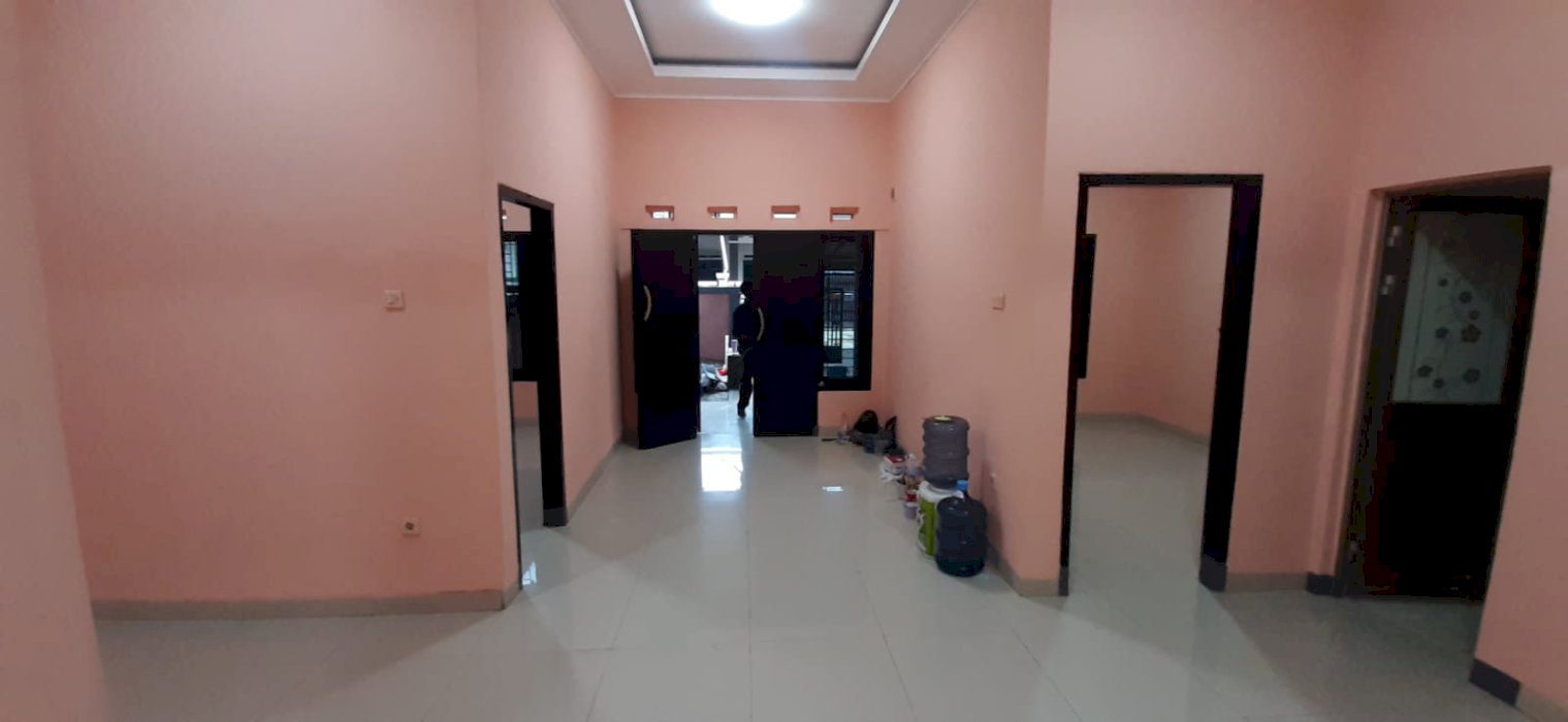 Dijual Rumah Bangunan Bagus Area Topindo Residence Kopo