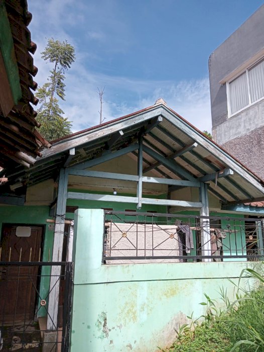 Di jual rumah pribadi daerah bandung cicaheum
