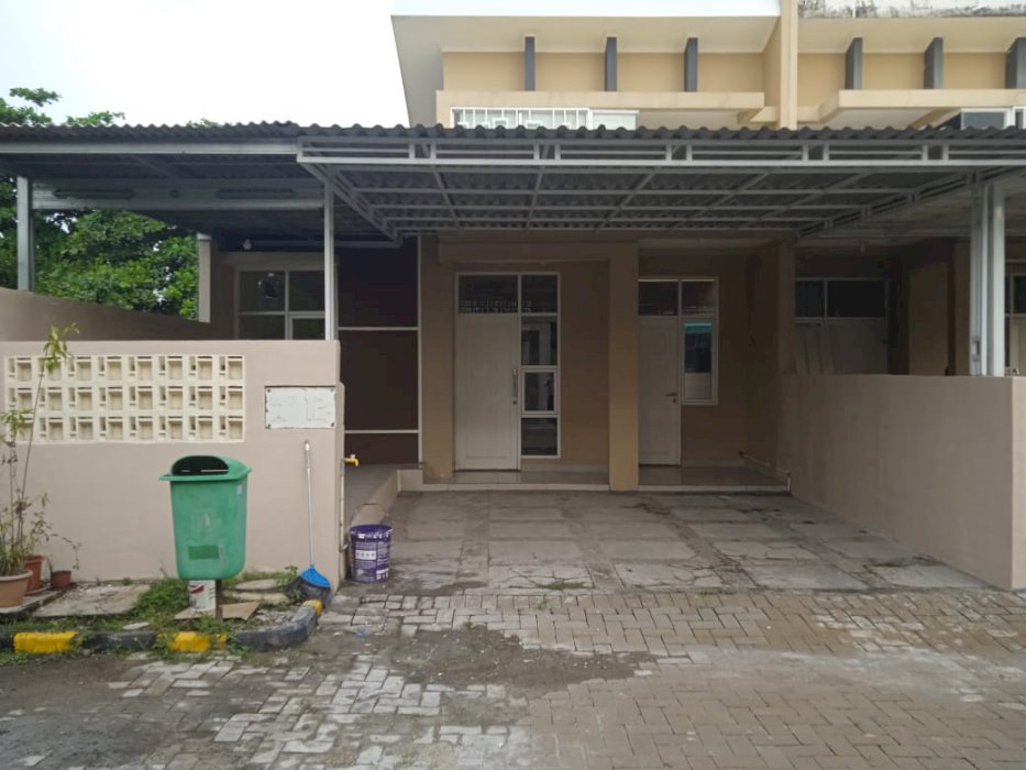 Di Over kredit Rumah Full Renovasi Posisi Unit Pojo di Tangerang