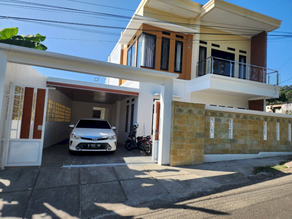 Jual Villa di Citepus Sukabumu tidak jauh dari Pantai Pelabuhan Ratu