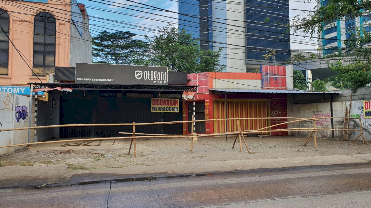 Di jual tanah dan bangunan ruko