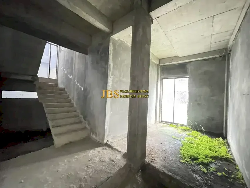 Dijual Villa di Komplek Givency One Medan Type Dior Kondisi Kosong