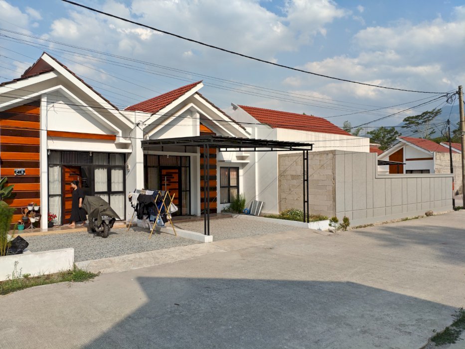 Rumah Cicilan Flat di Arguna Sindangpanon, Akses Mudah ke Jalan Utama
