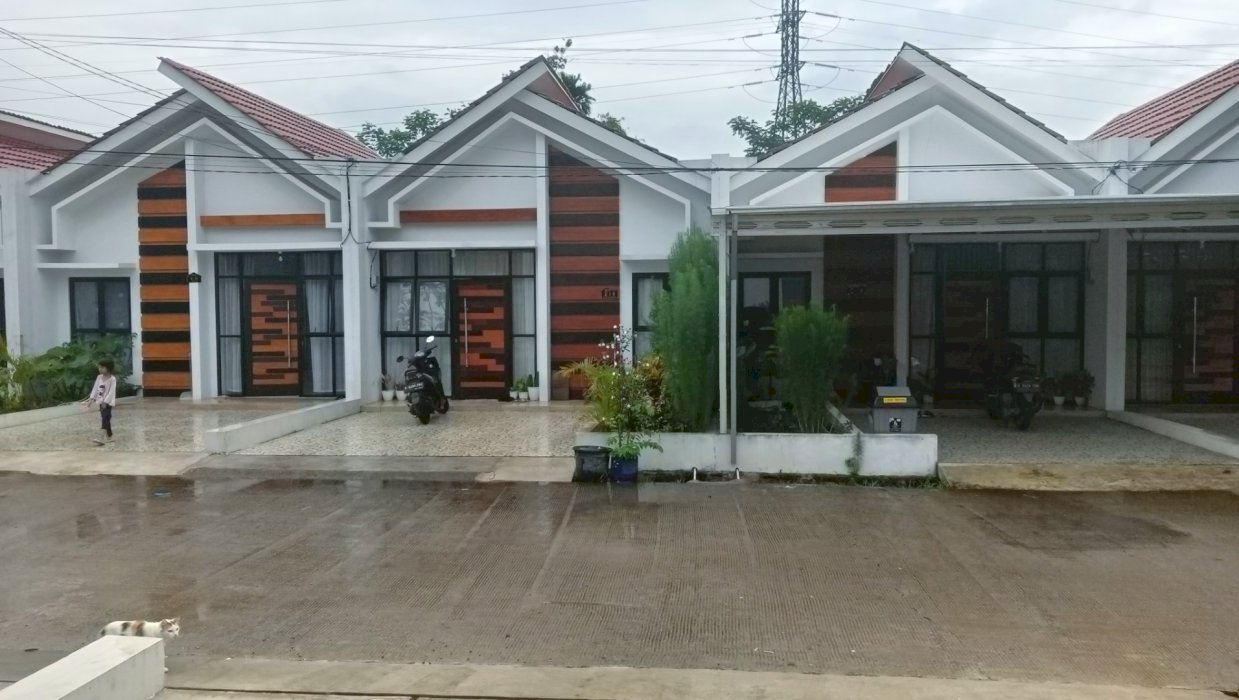 Jual Rumah Baru Arguna Sindangpanon, Dekat dengan Pusat Perbelanjaan