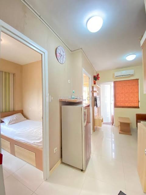 GREEN PRAMUKA SQUARE 2 BR FULL FURNISH ATAS MALL TAHUNAN